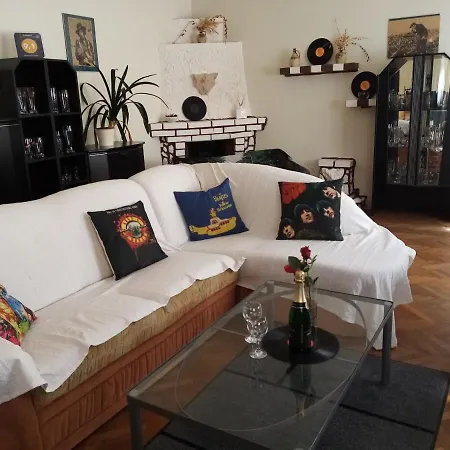 Apartment Rossa Louny