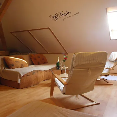 Apartment Rossa Louny